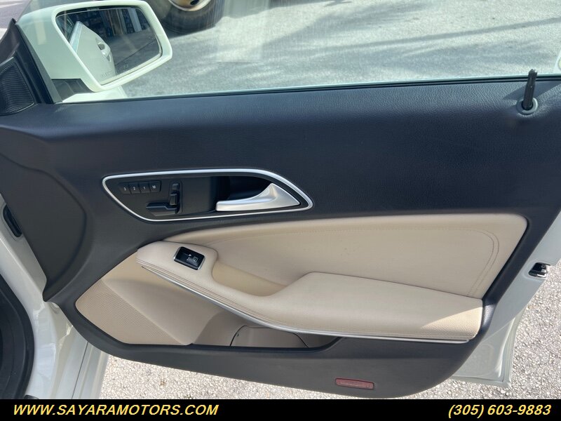 2015 Mercedes-Benz CLA CLA 250 FWD