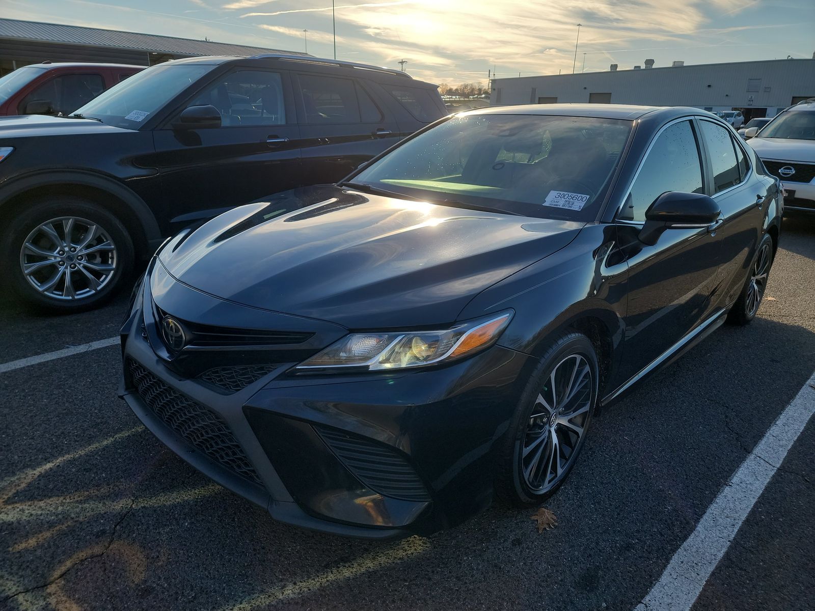 2019 Toyota Camry SE FWD