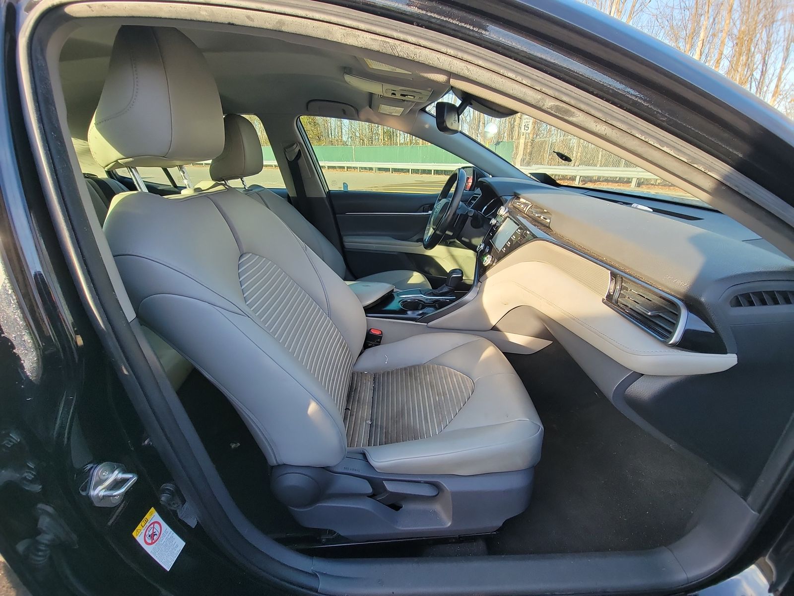 2019 Toyota Camry SE FWD