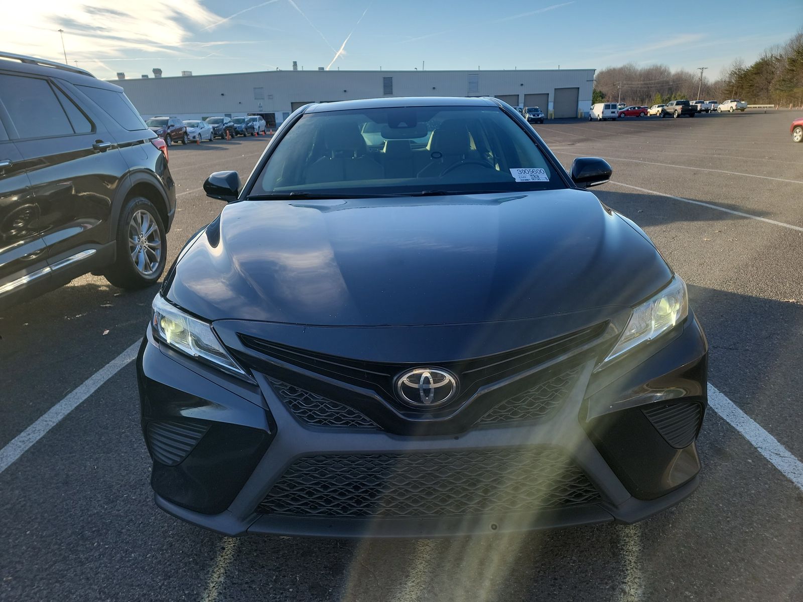 2019 Toyota Camry SE FWD