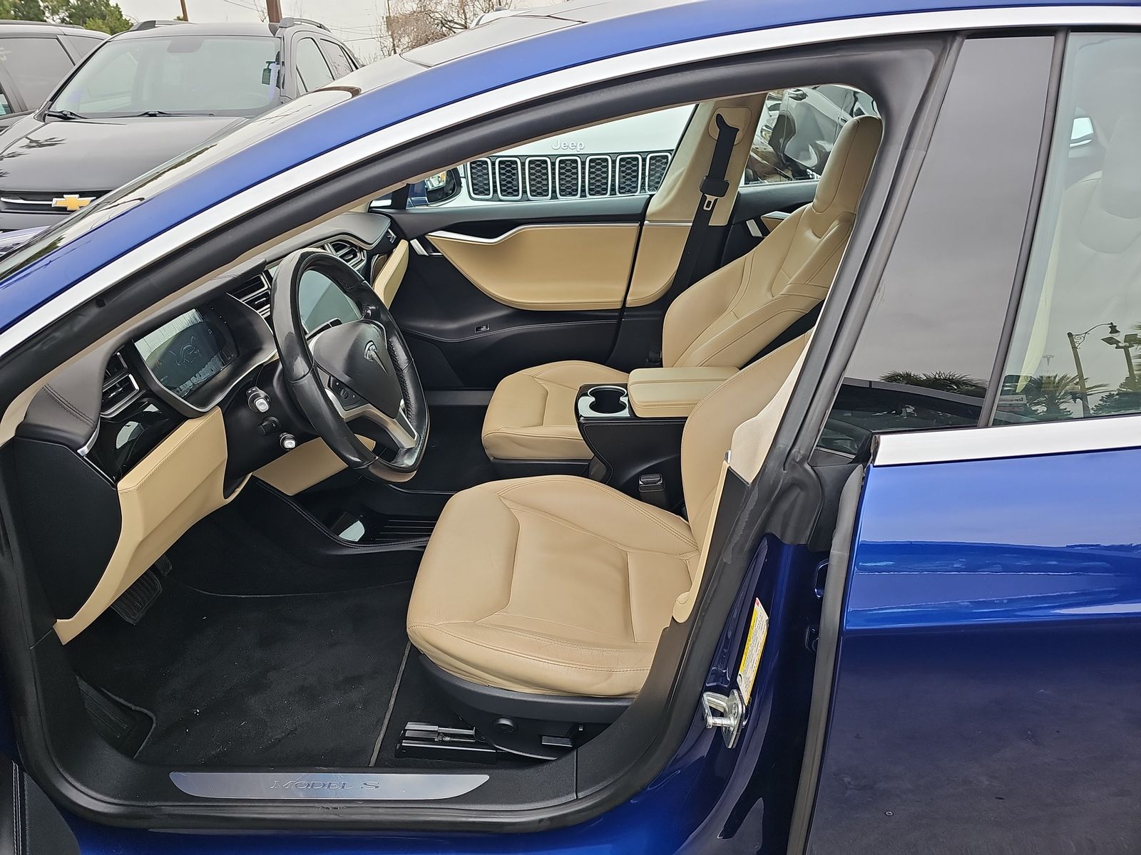 2015 Tesla Model S 70 RWD