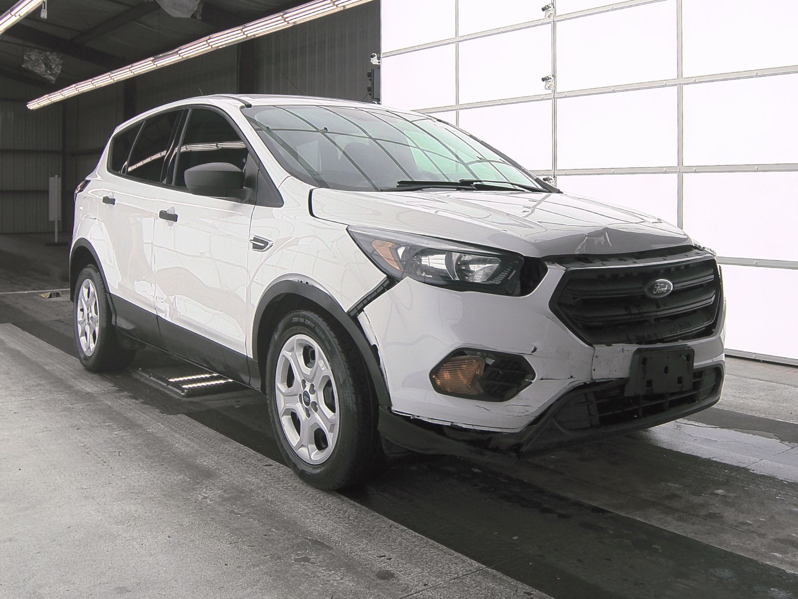 2018 Ford Escape S FWD