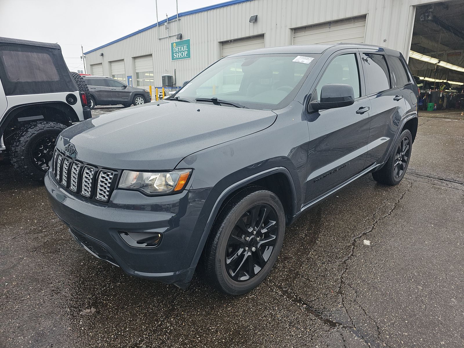 2018 Jeep Grand Cherokee Altitude AWD