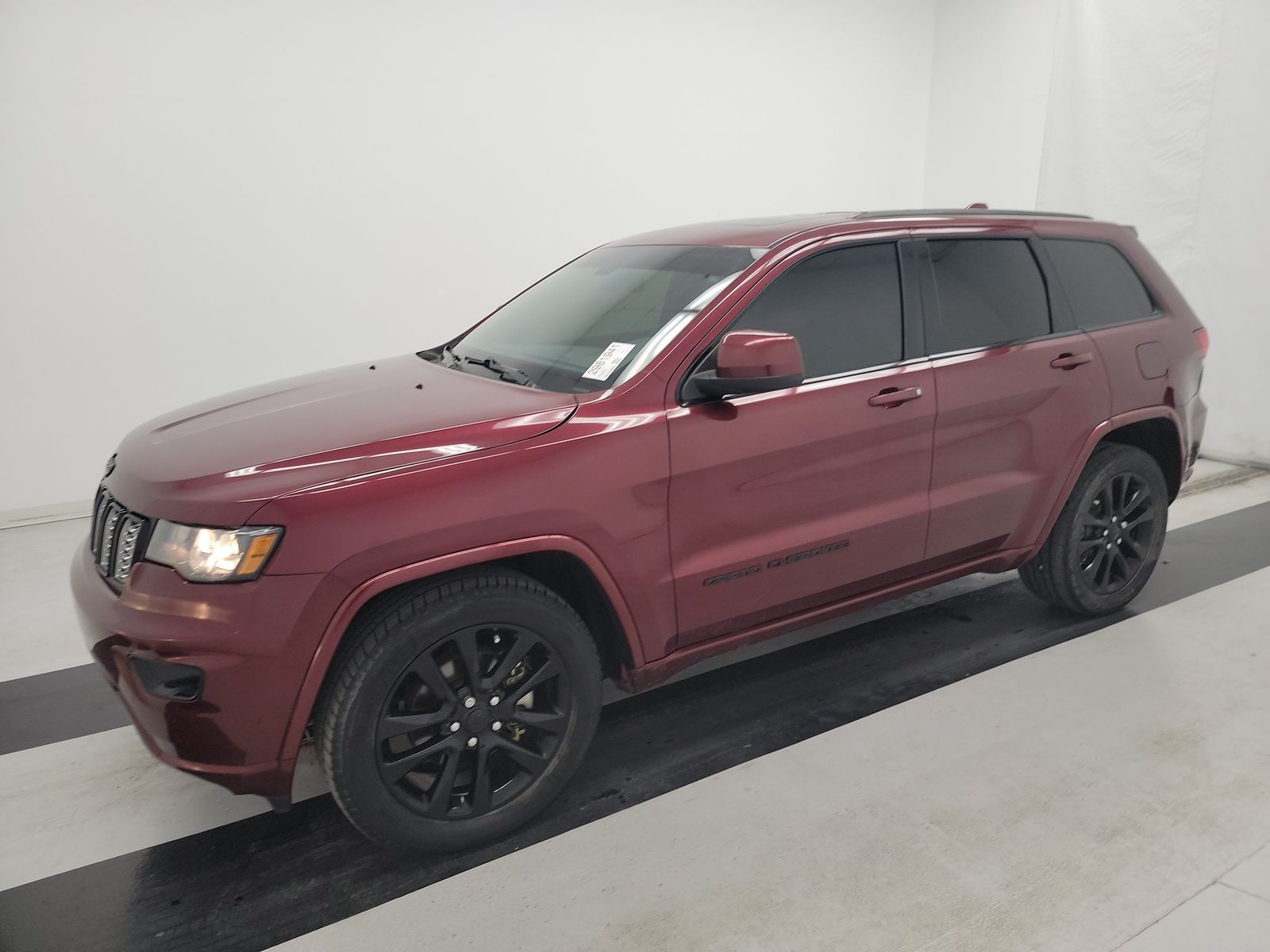 2018 Jeep Grand Cherokee Altitude RWD