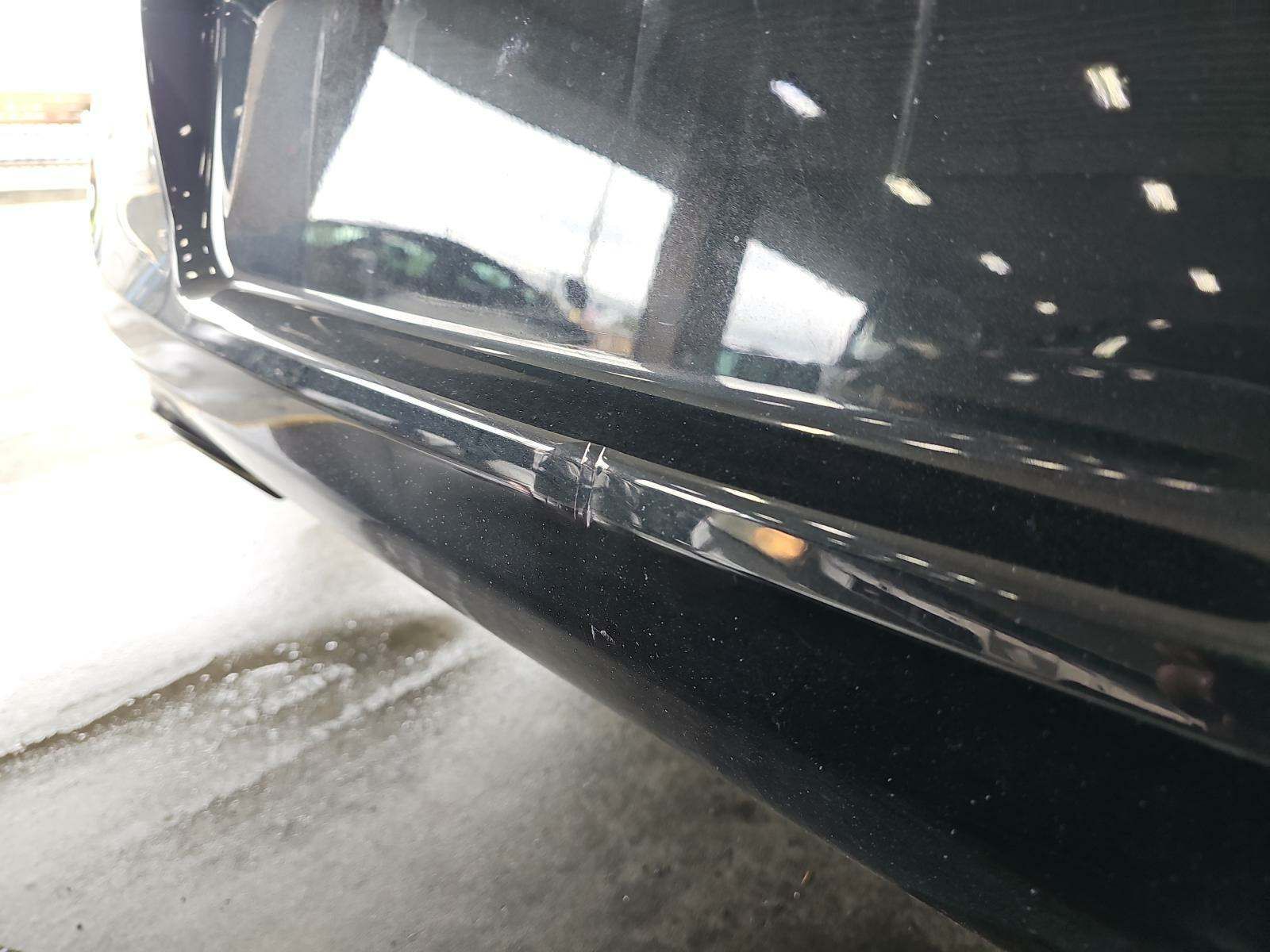2011 Chrysler 300 LIMITED RWD