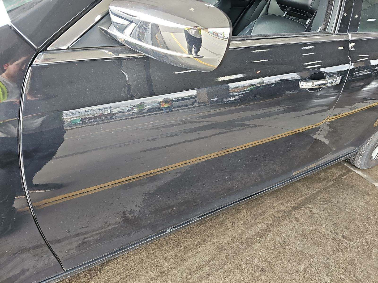 2011 Chrysler 300 LIMITED RWD