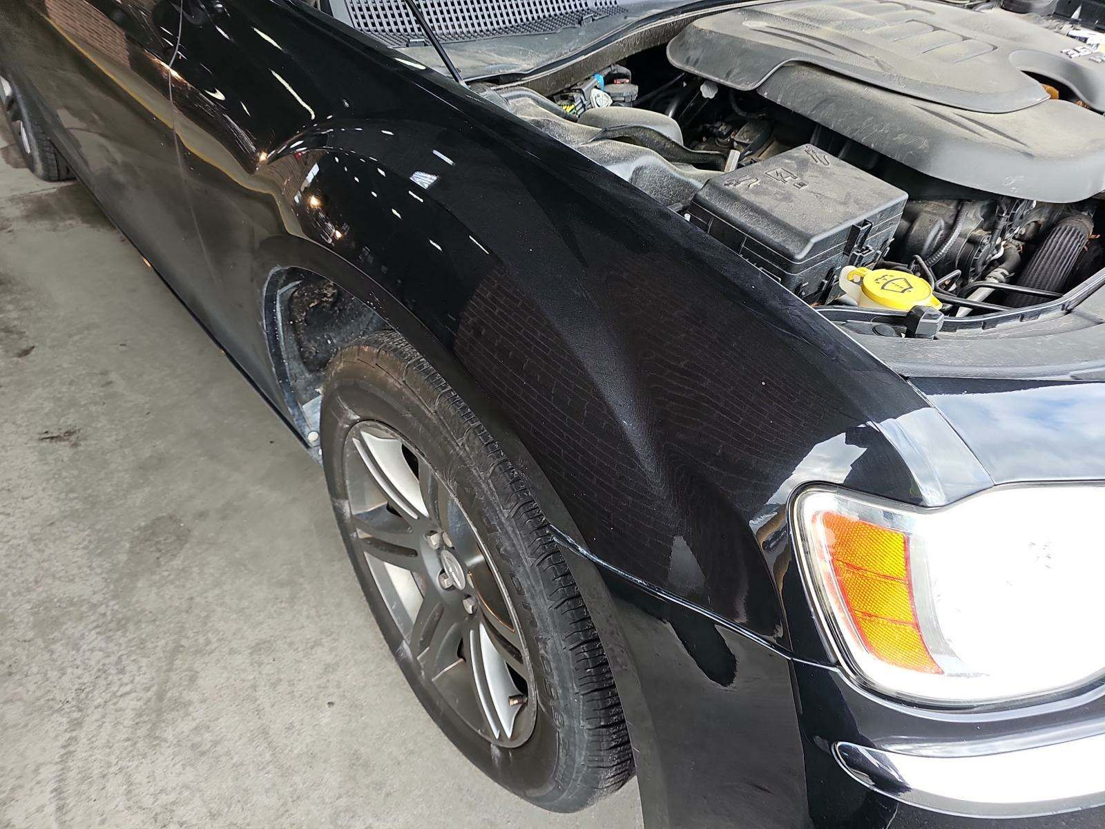 2011 Chrysler 300 LIMITED RWD