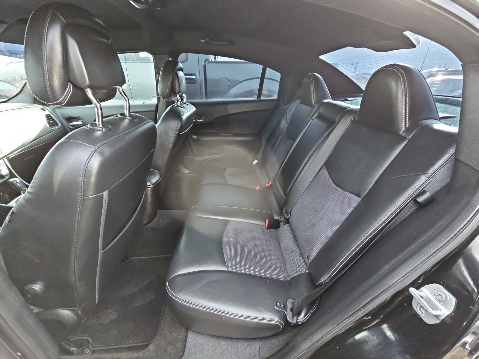 2011 Chrysler 200 S FWD