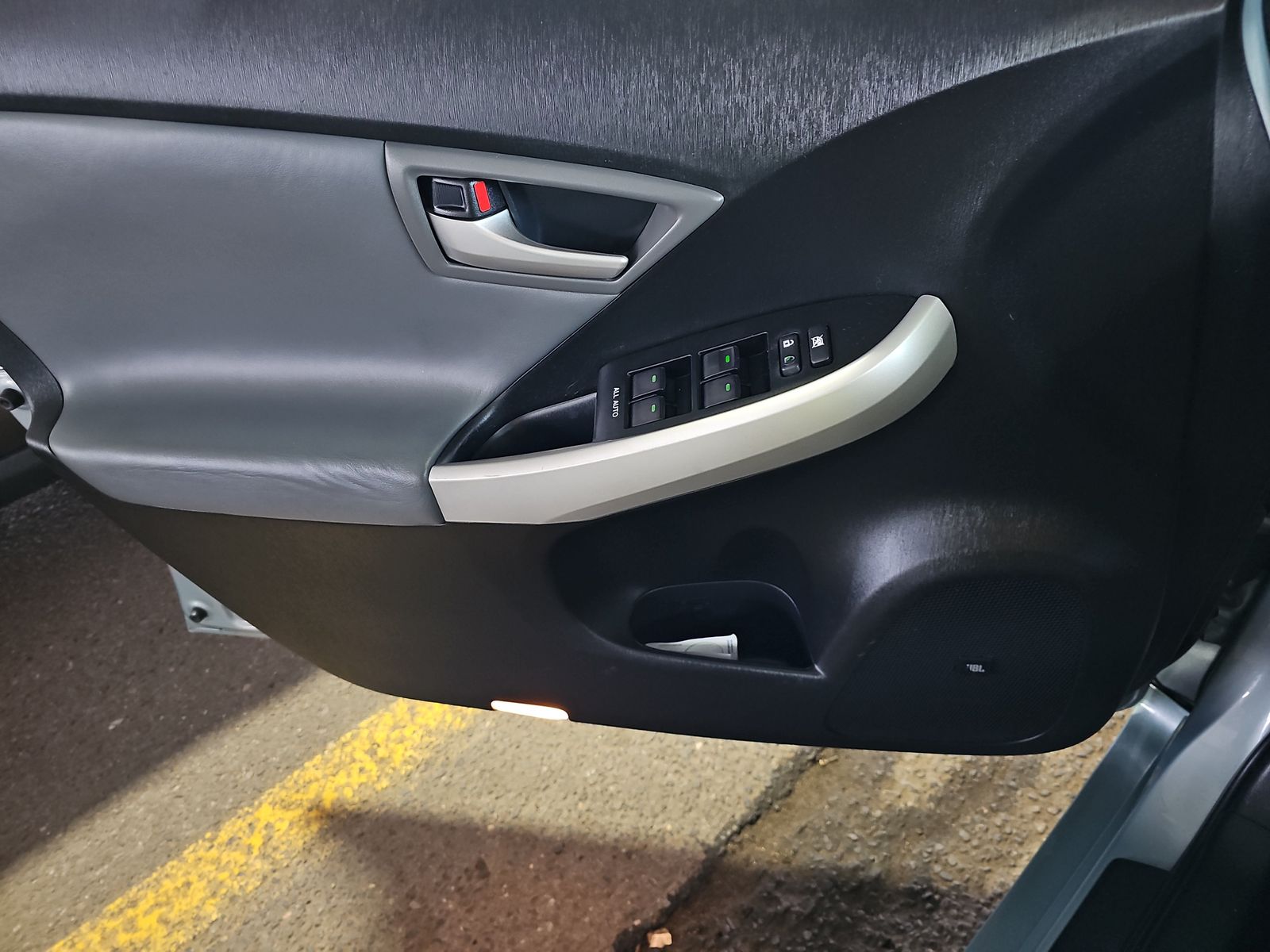 2014 Toyota Prius 4 FWD