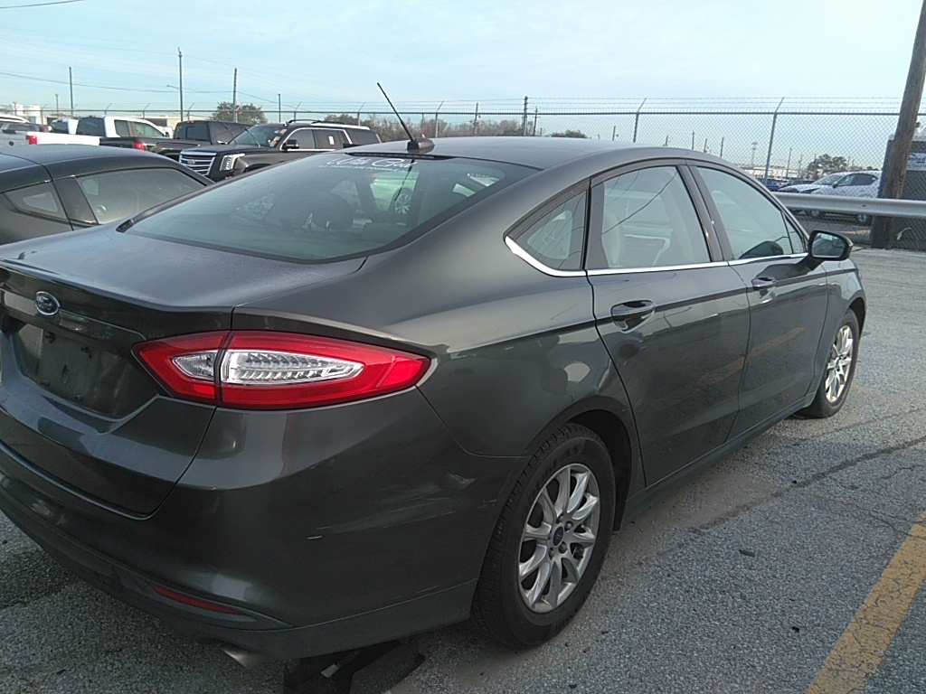 2016 Ford Fusion S FWD