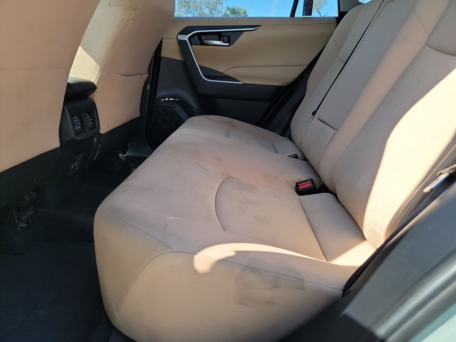 2020 Toyota RAV4 XLE FWD