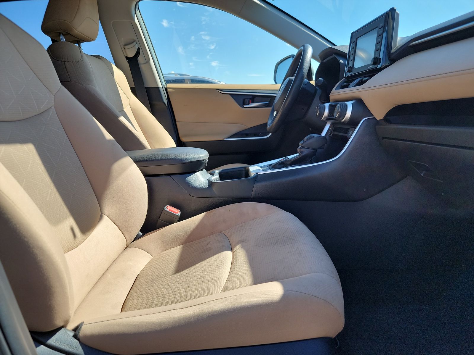 2020 Toyota RAV4 XLE FWD