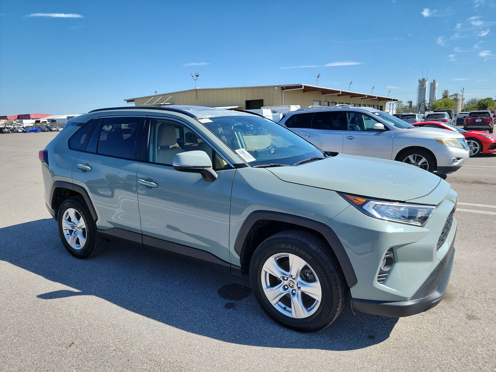 2020 Toyota RAV4 XLE FWD