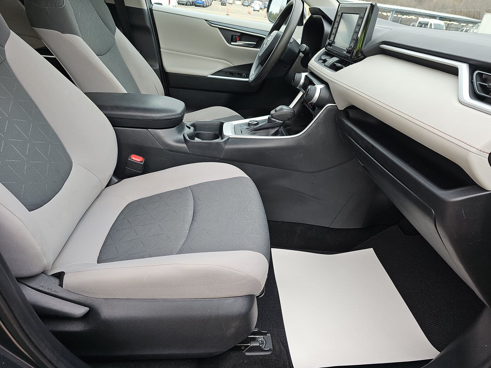 2020 Toyota RAV4 HYBRID XLE AWD
