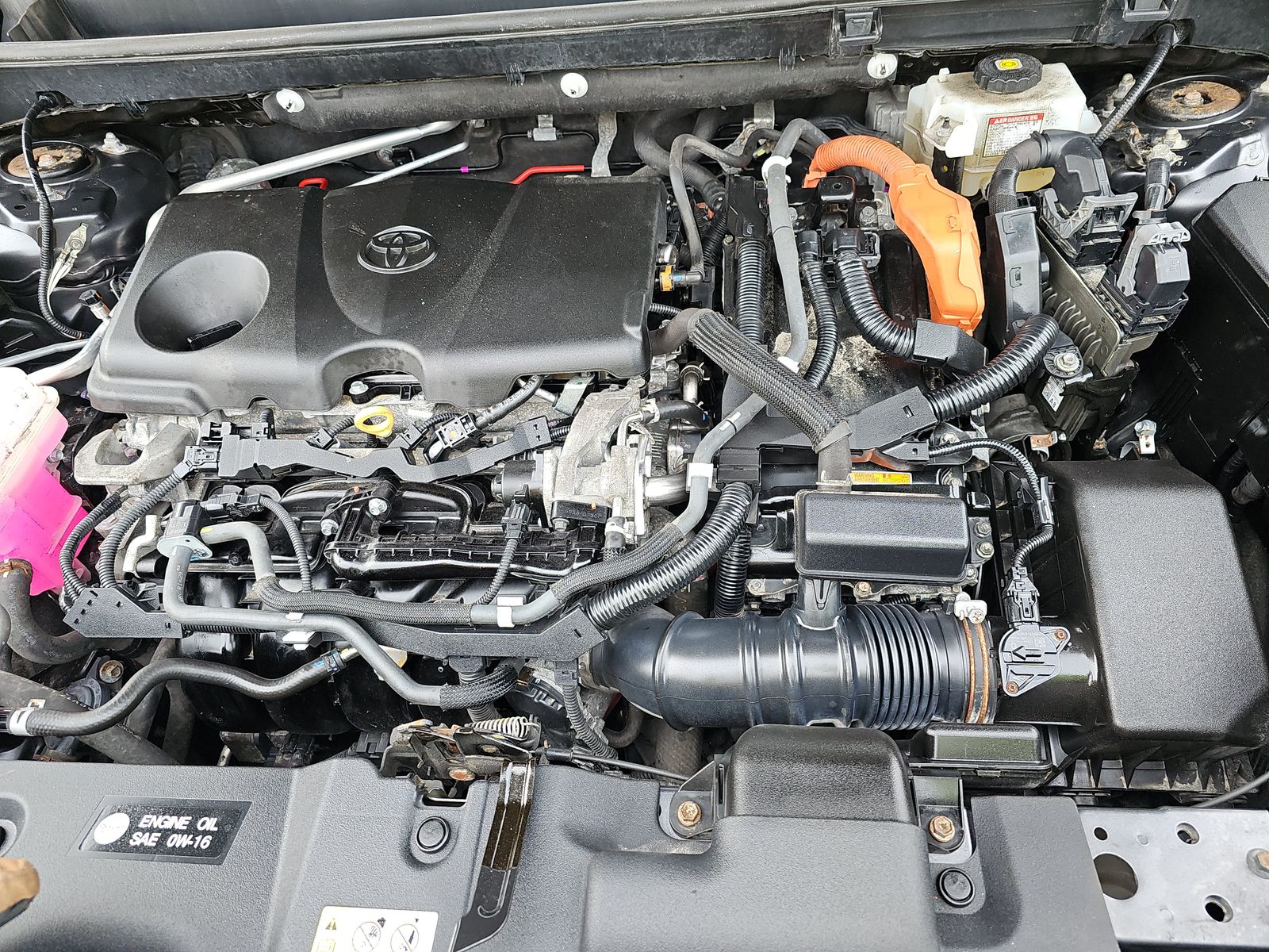 2020 Toyota RAV4 HYBRID XLE AWD