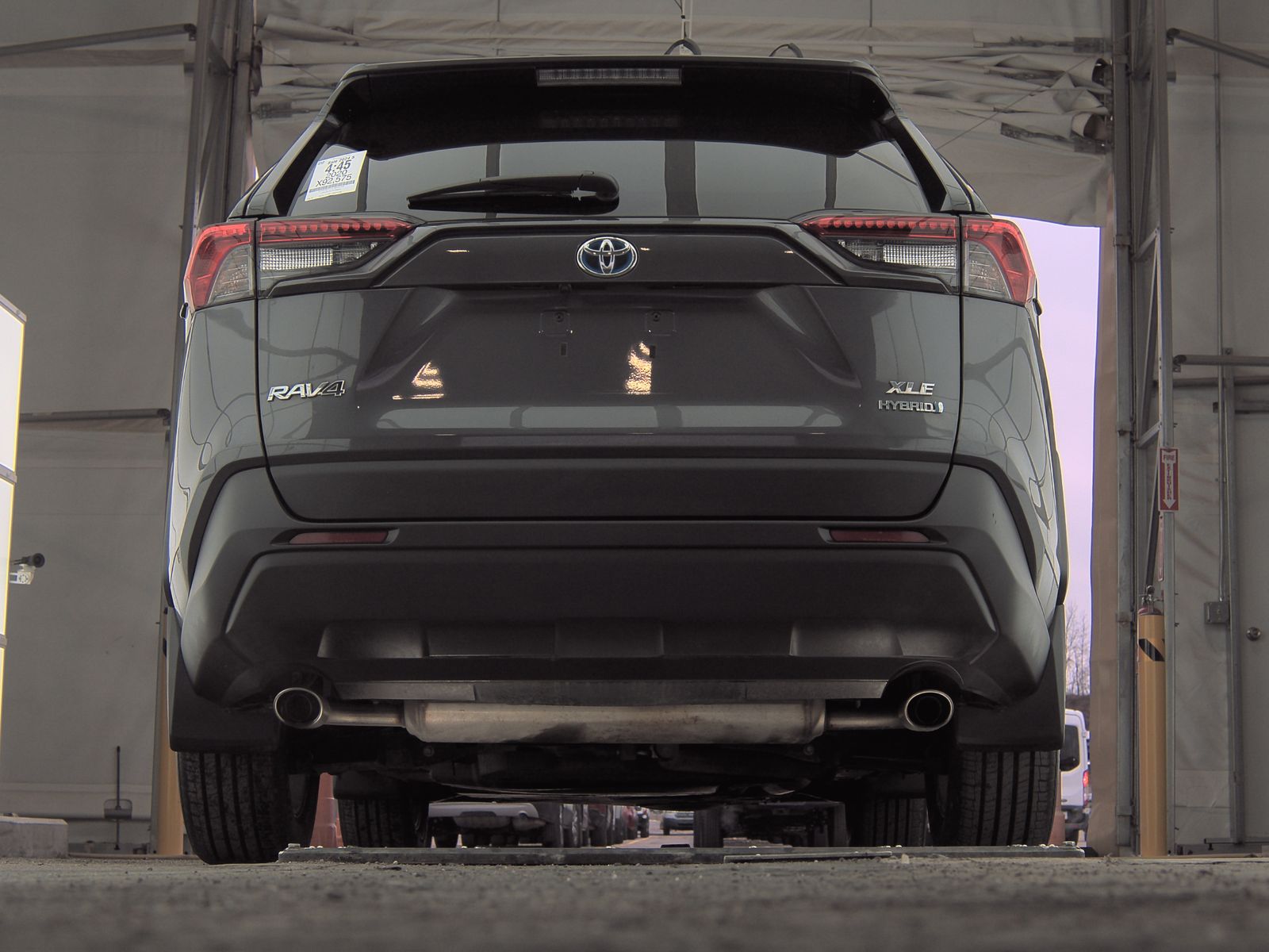 2020 Toyota RAV4 HYBRID XLE AWD
