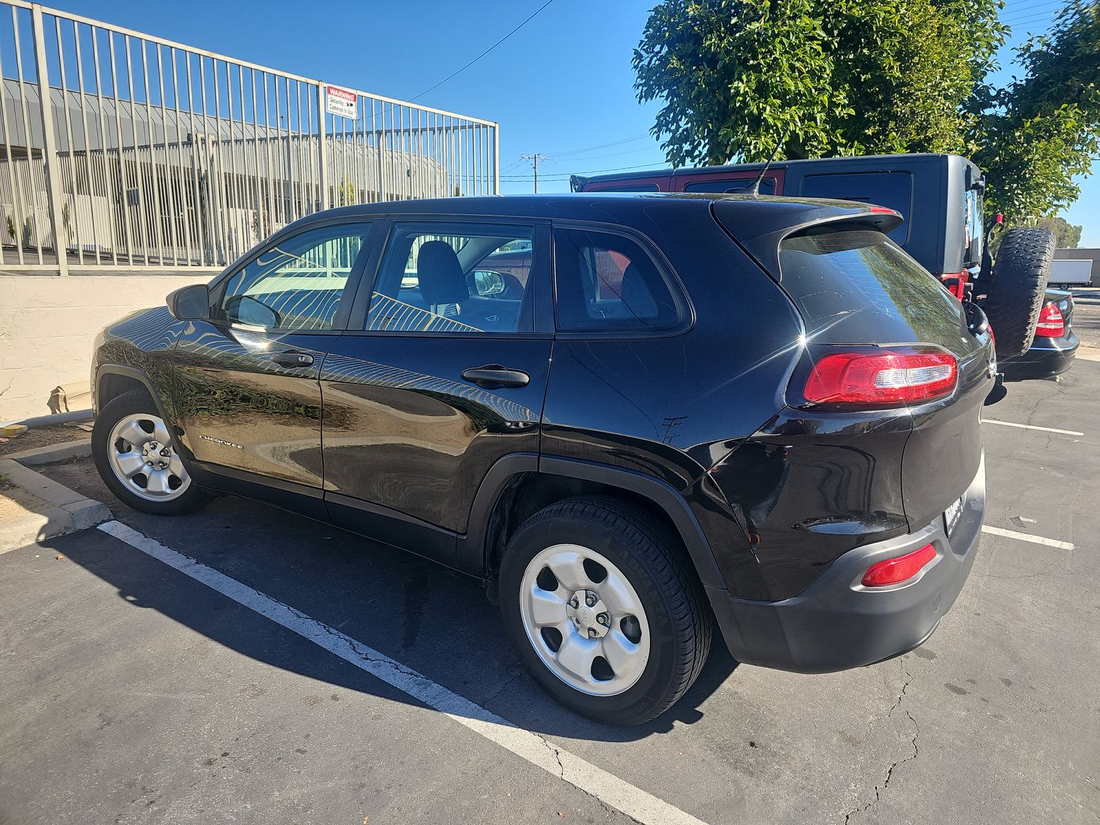 2016 Jeep Cherokee Sport FWD