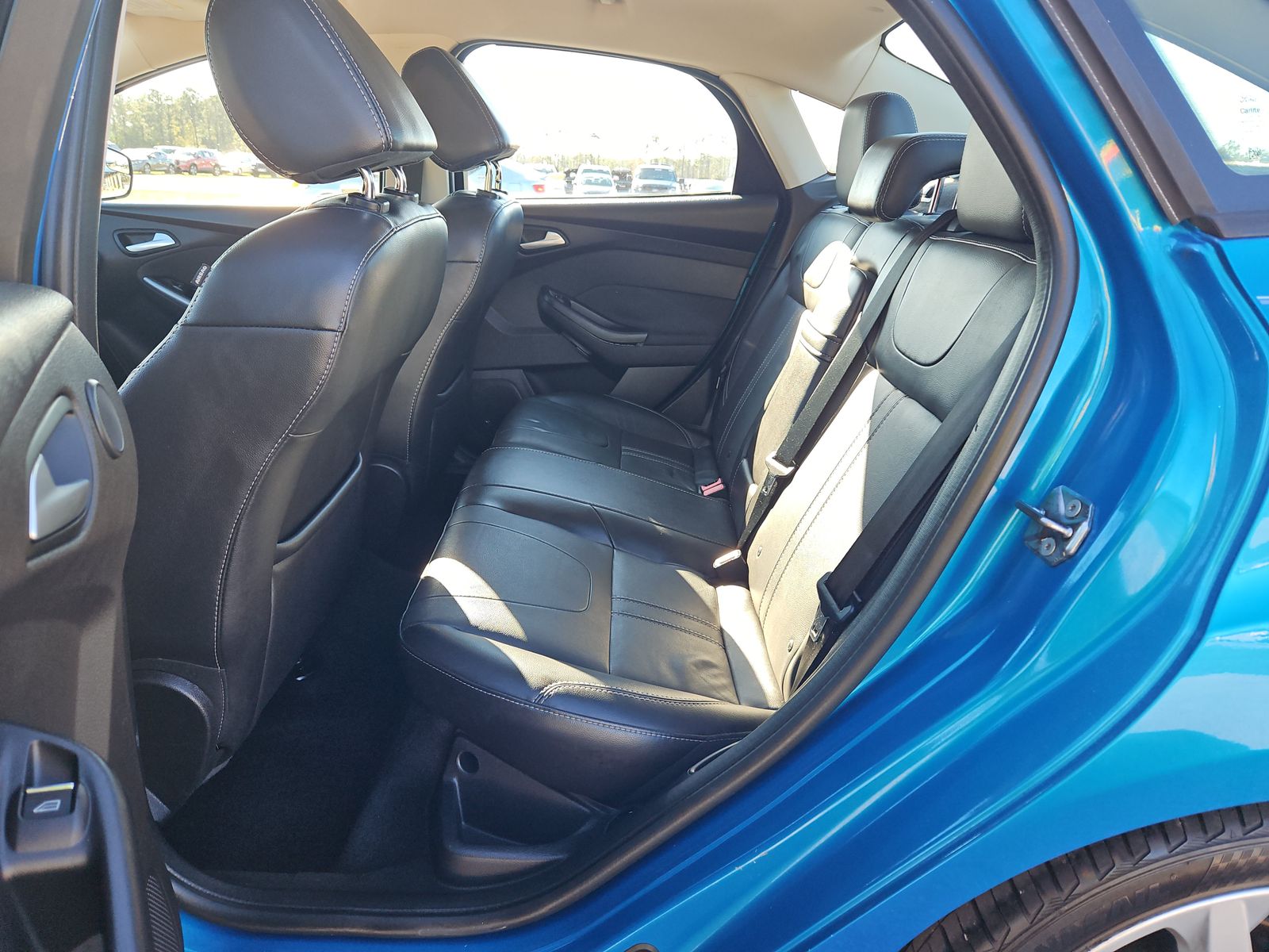 2013 Ford Focus TITANIUM FWD