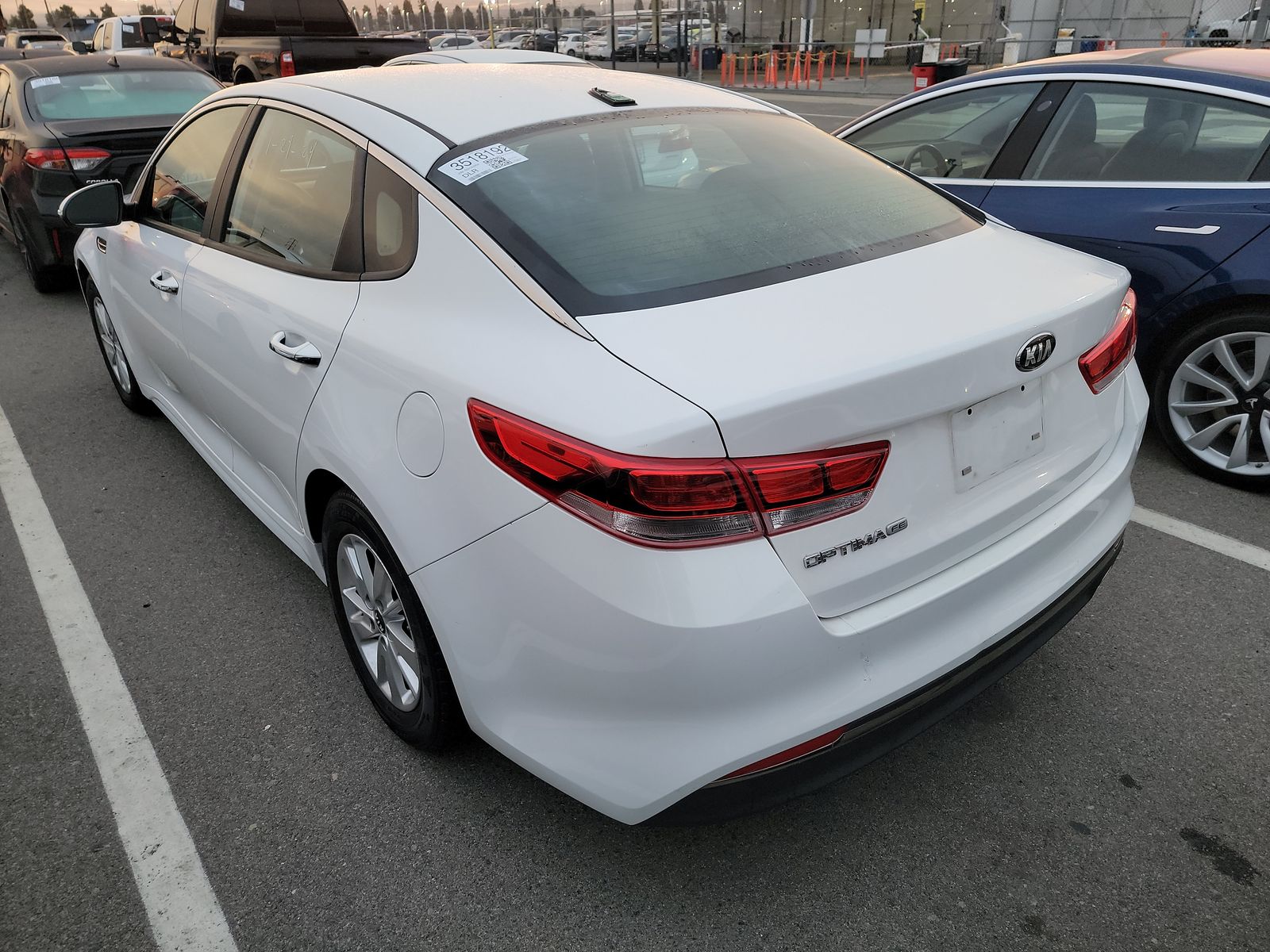 2016 Kia Optima LX FWD