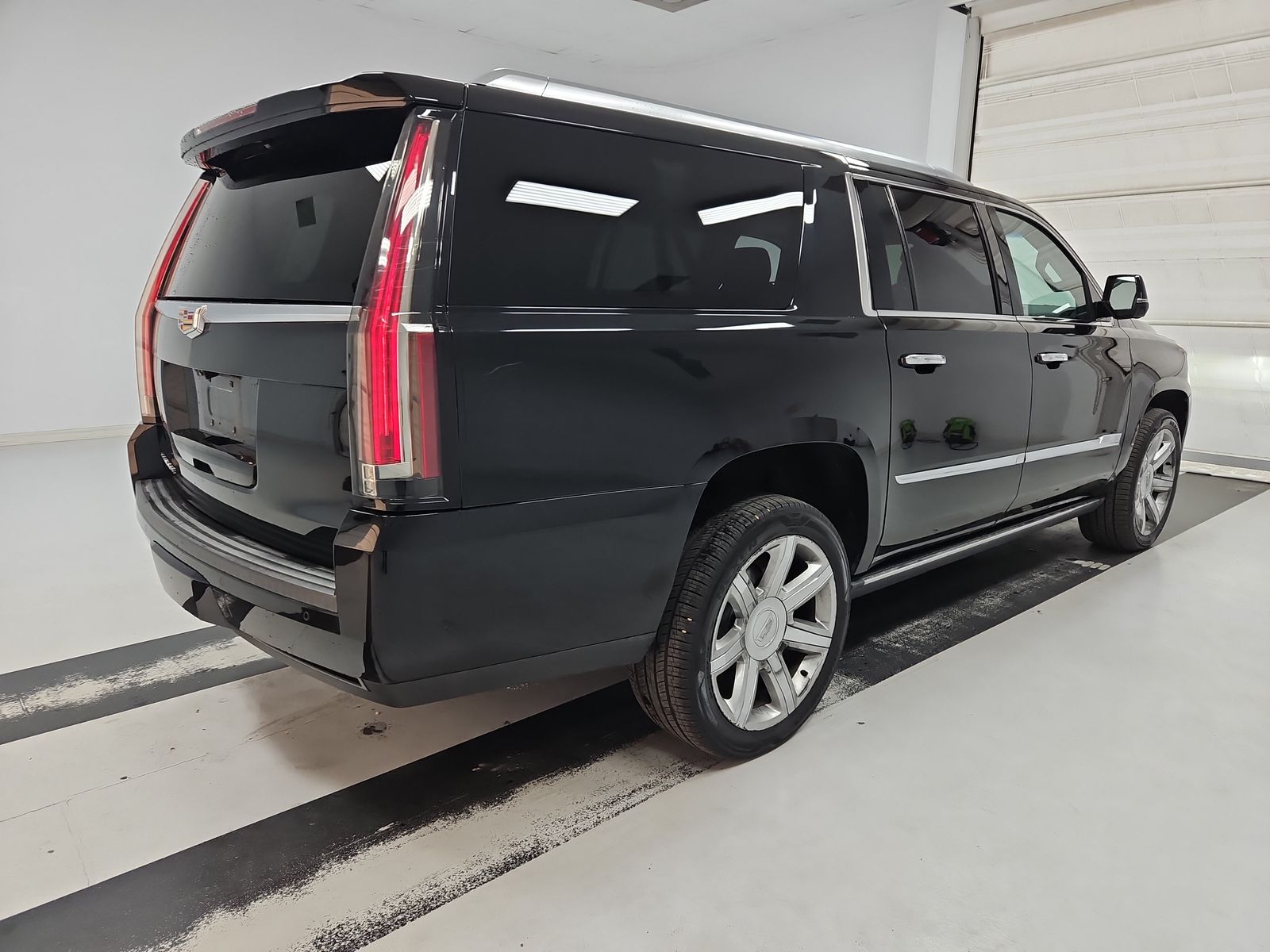 2017 Cadillac Escalade ESV PREM LUX AWD