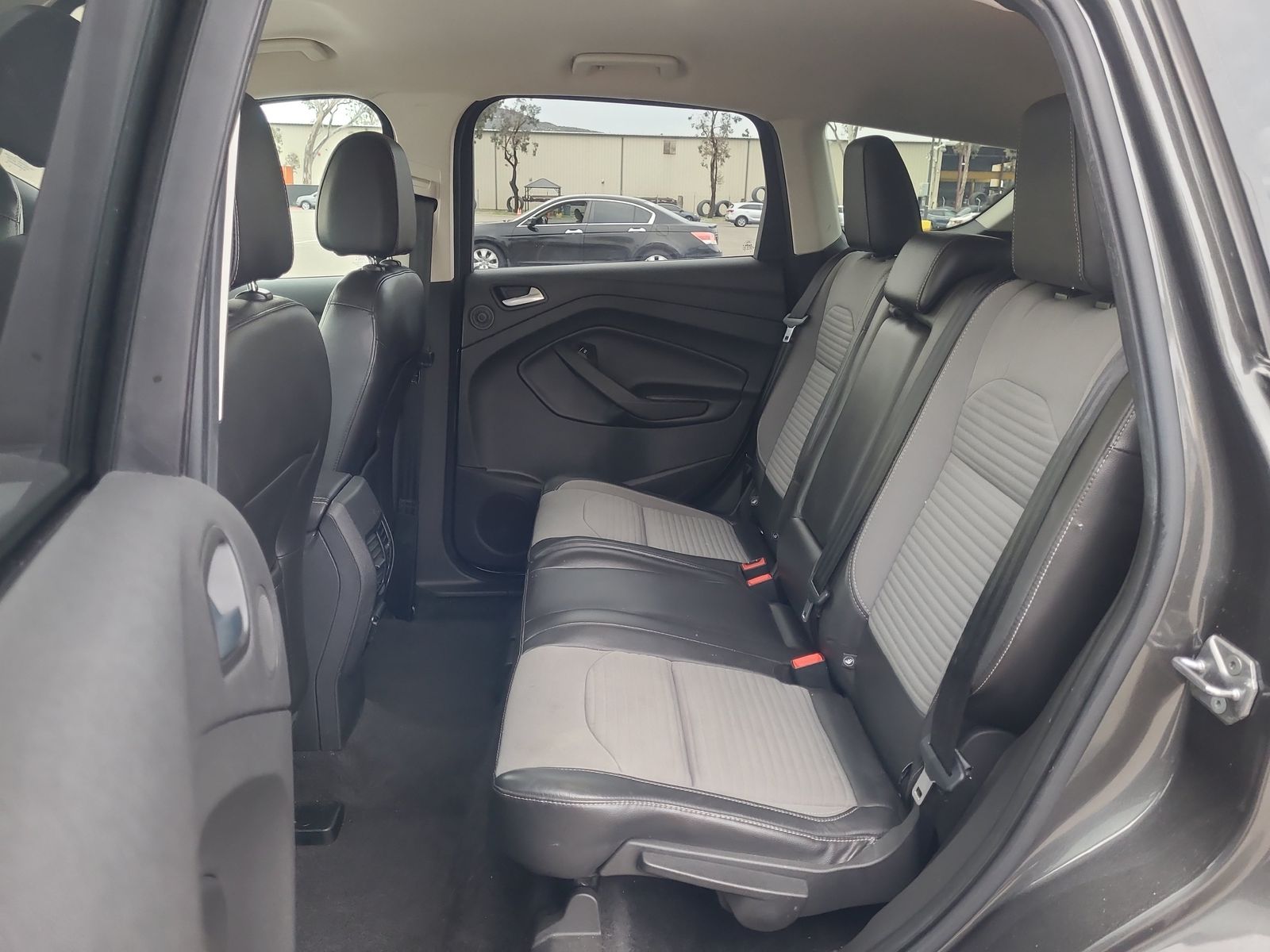 2017 Ford Escape TITANIUM FWD