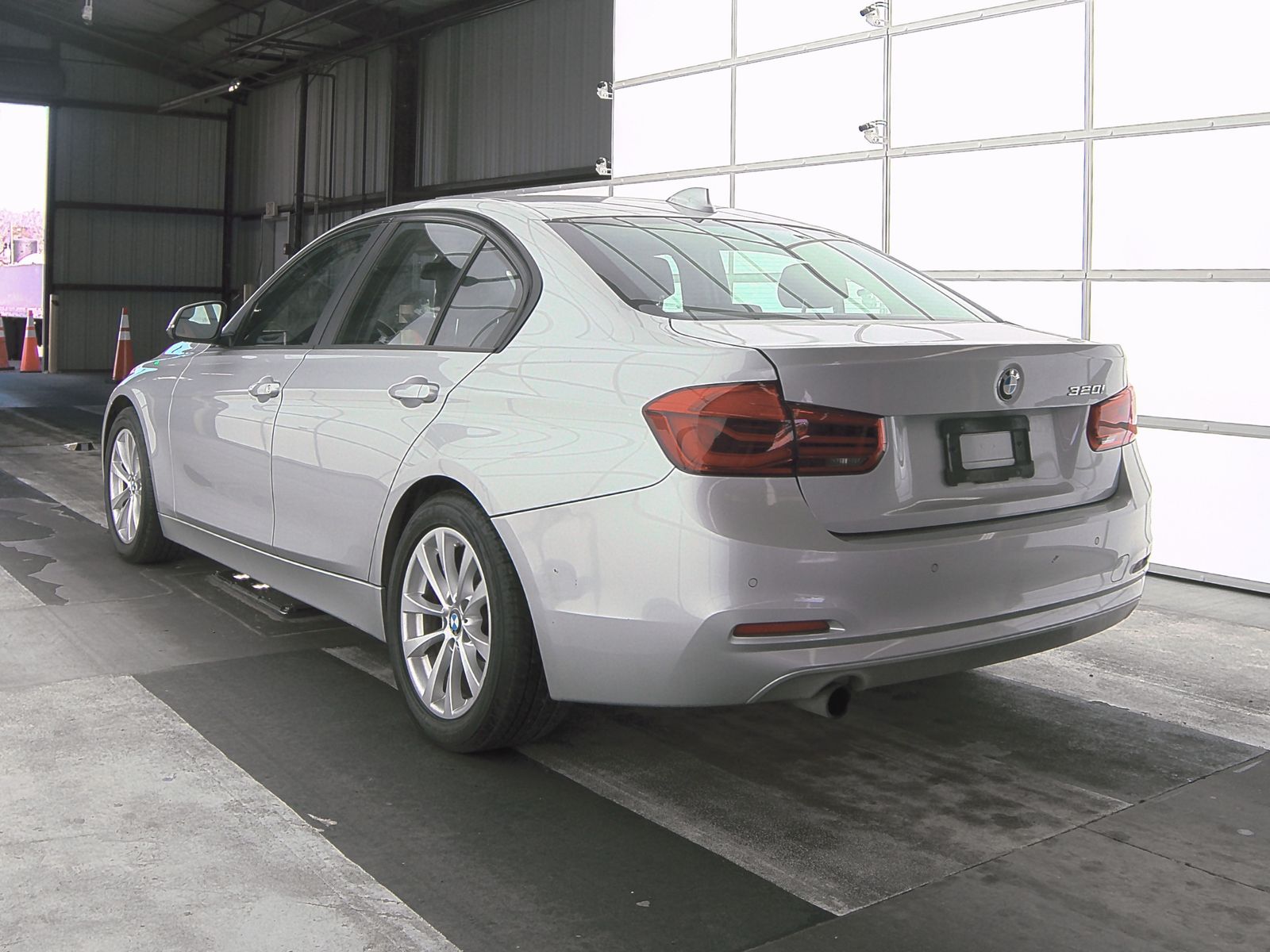 2017 BMW 3 Series 320I RWD
