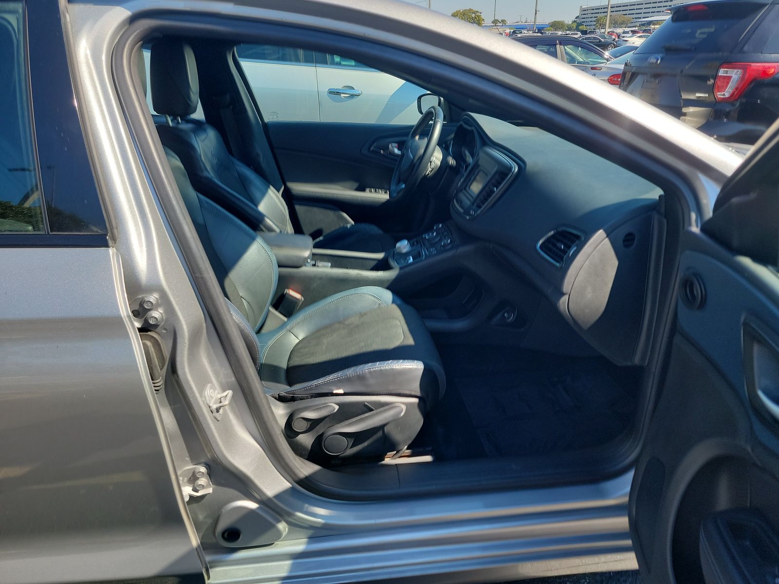 2015 Chrysler 200 S FWD