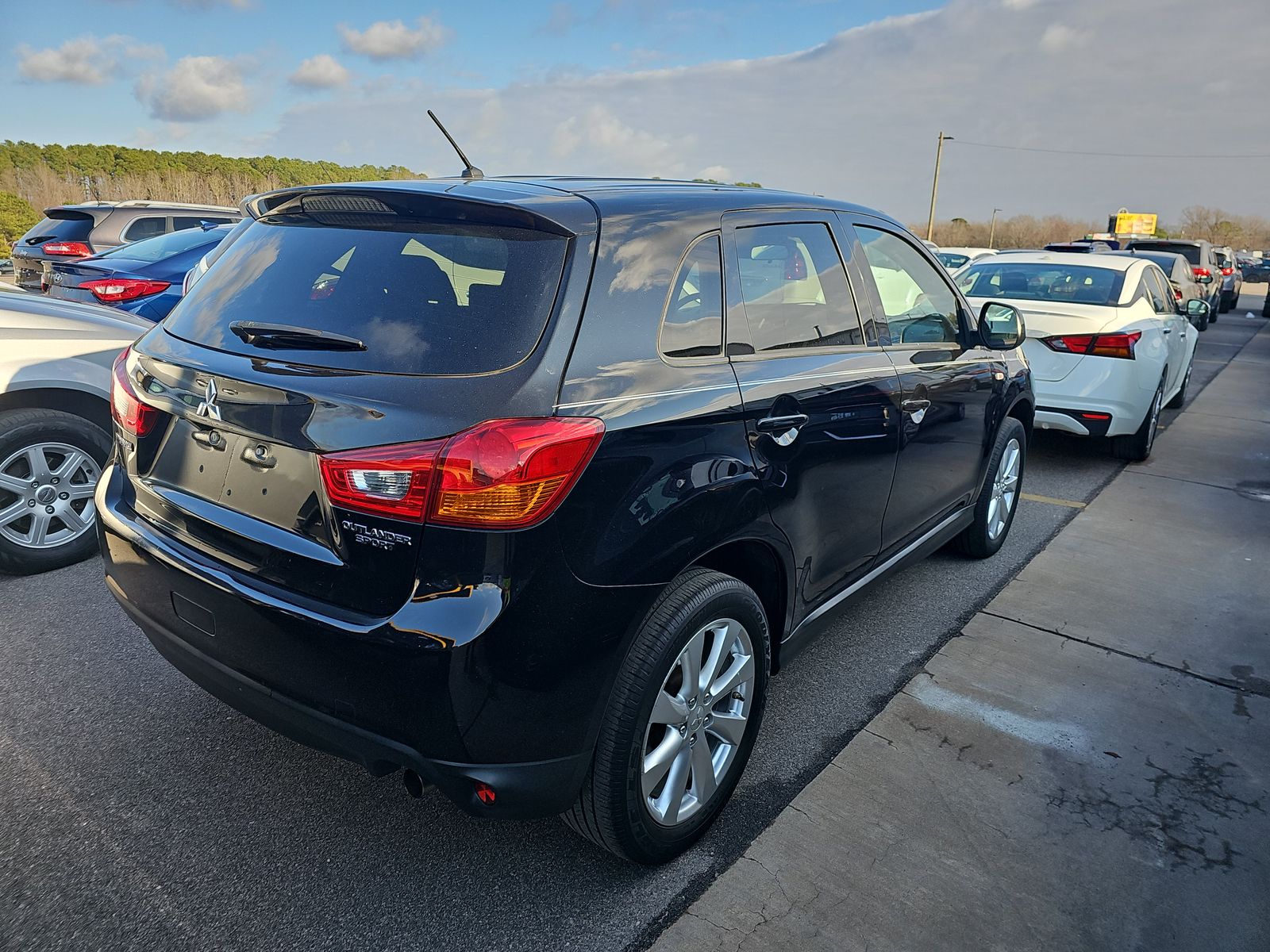 2015 Mitsubishi Outlander Sport ES FWD