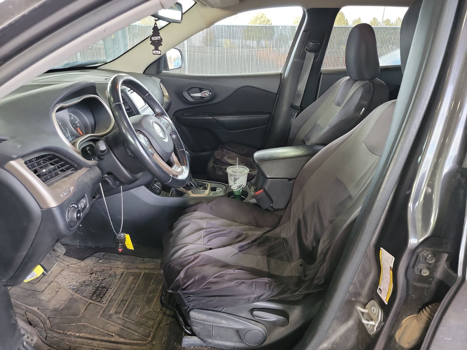 2016 Jeep Cherokee LATITUDE FWD