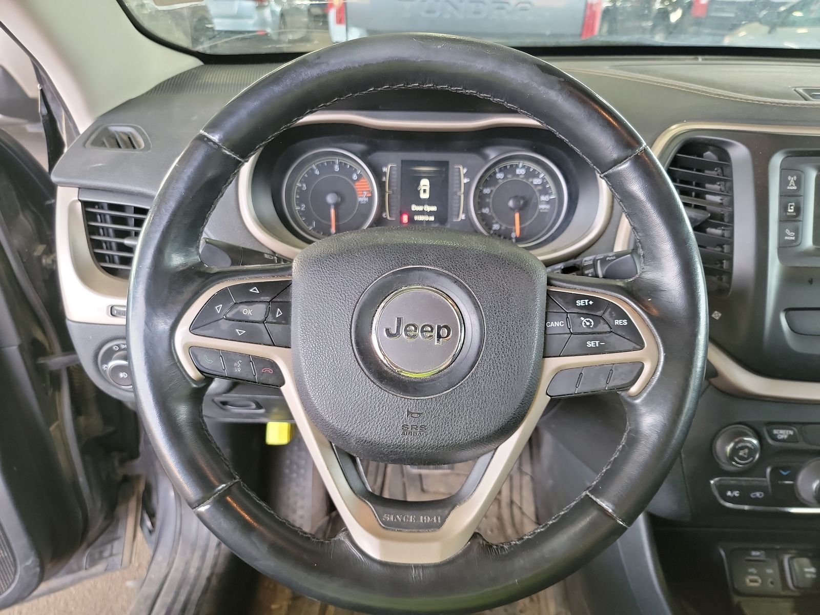 2016 Jeep Cherokee LATITUDE FWD