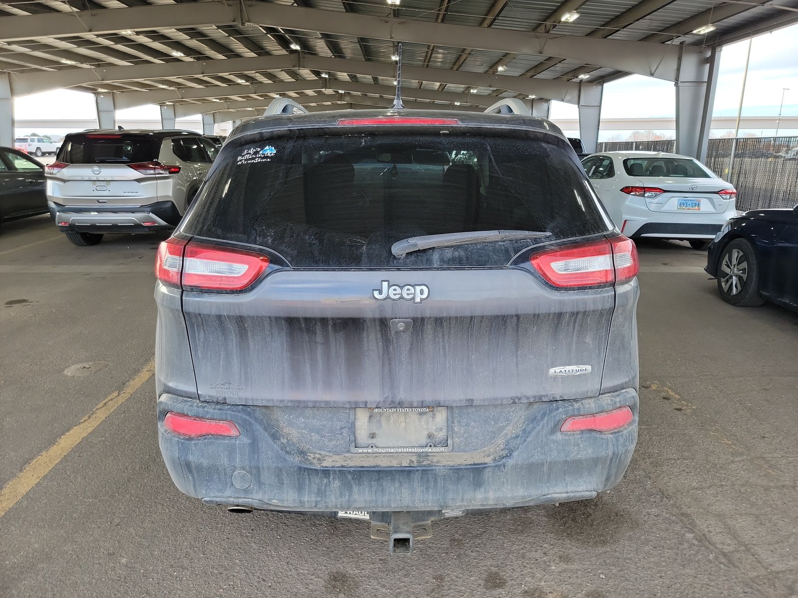 2016 Jeep Cherokee LATITUDE FWD