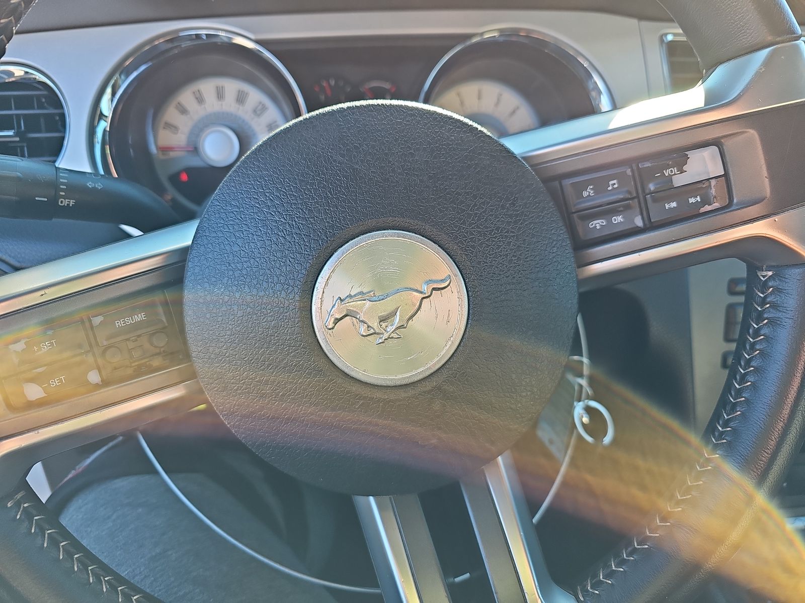 2012 Ford Mustang V6 PREMIUM RWD