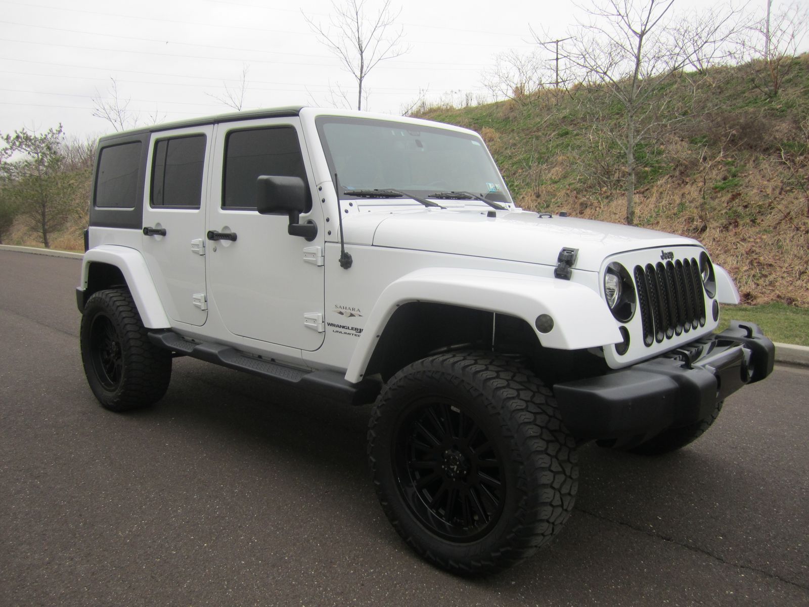 JEEP SAHARA - 7