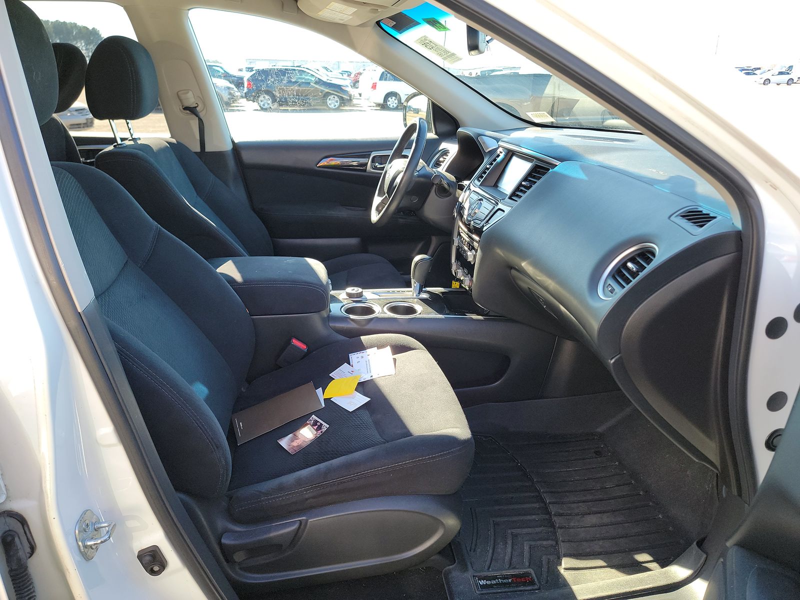 2016 Nissan Pathfinder SV AWD