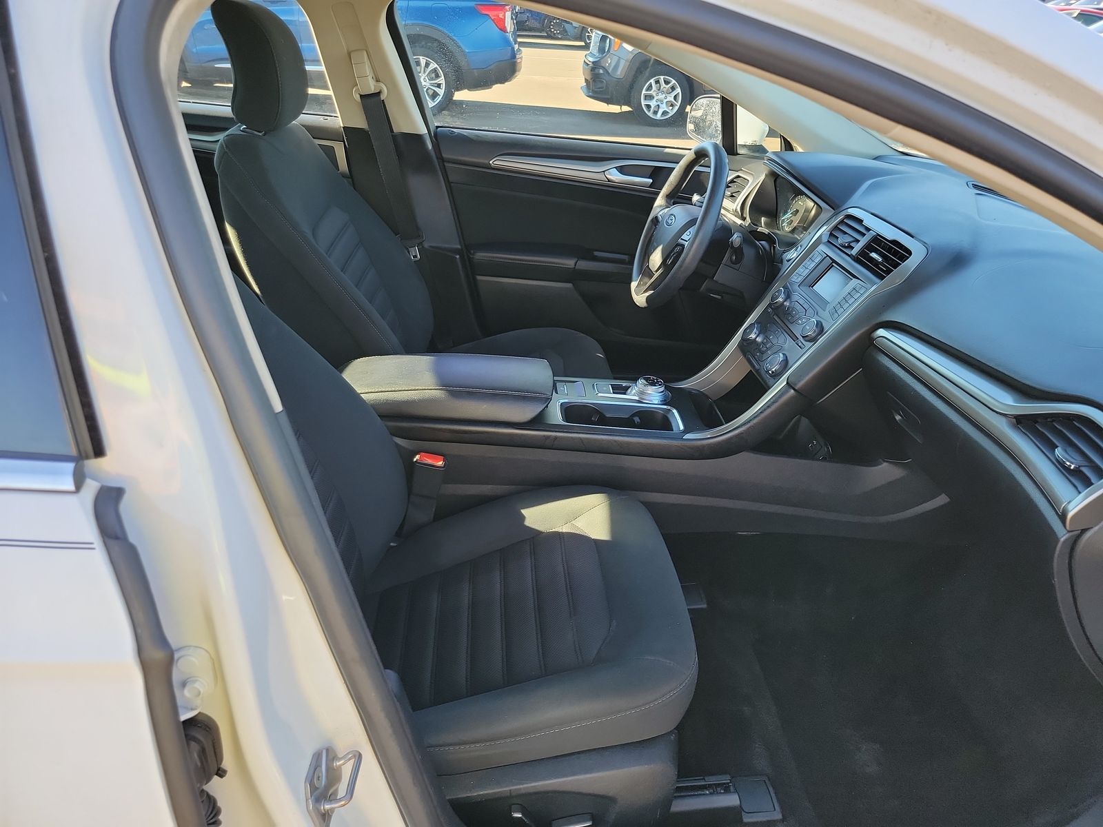 2017 Ford Fusion SE FWD