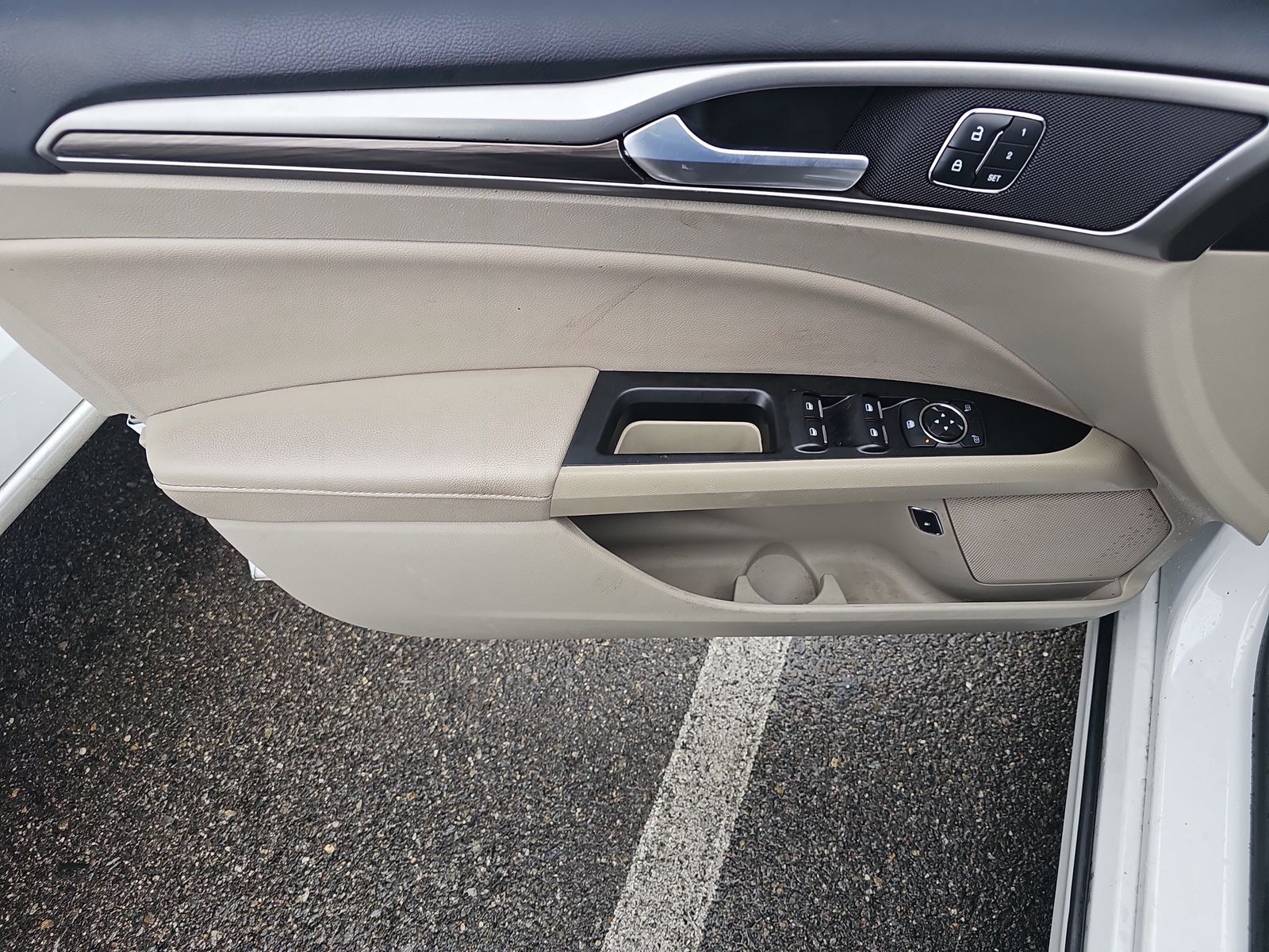 2017 Ford Fusion HYBRID SE FWD