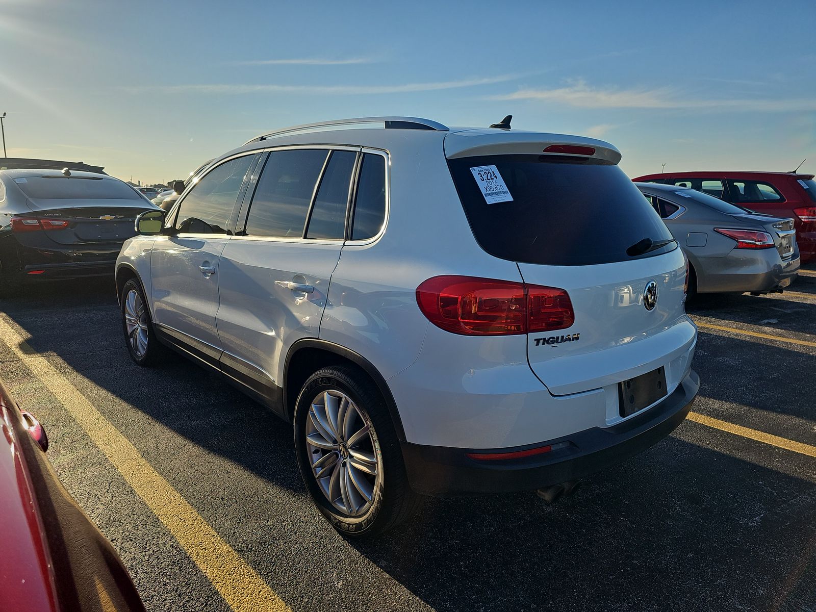 2014 Volkswagen Tiguan SE FWD