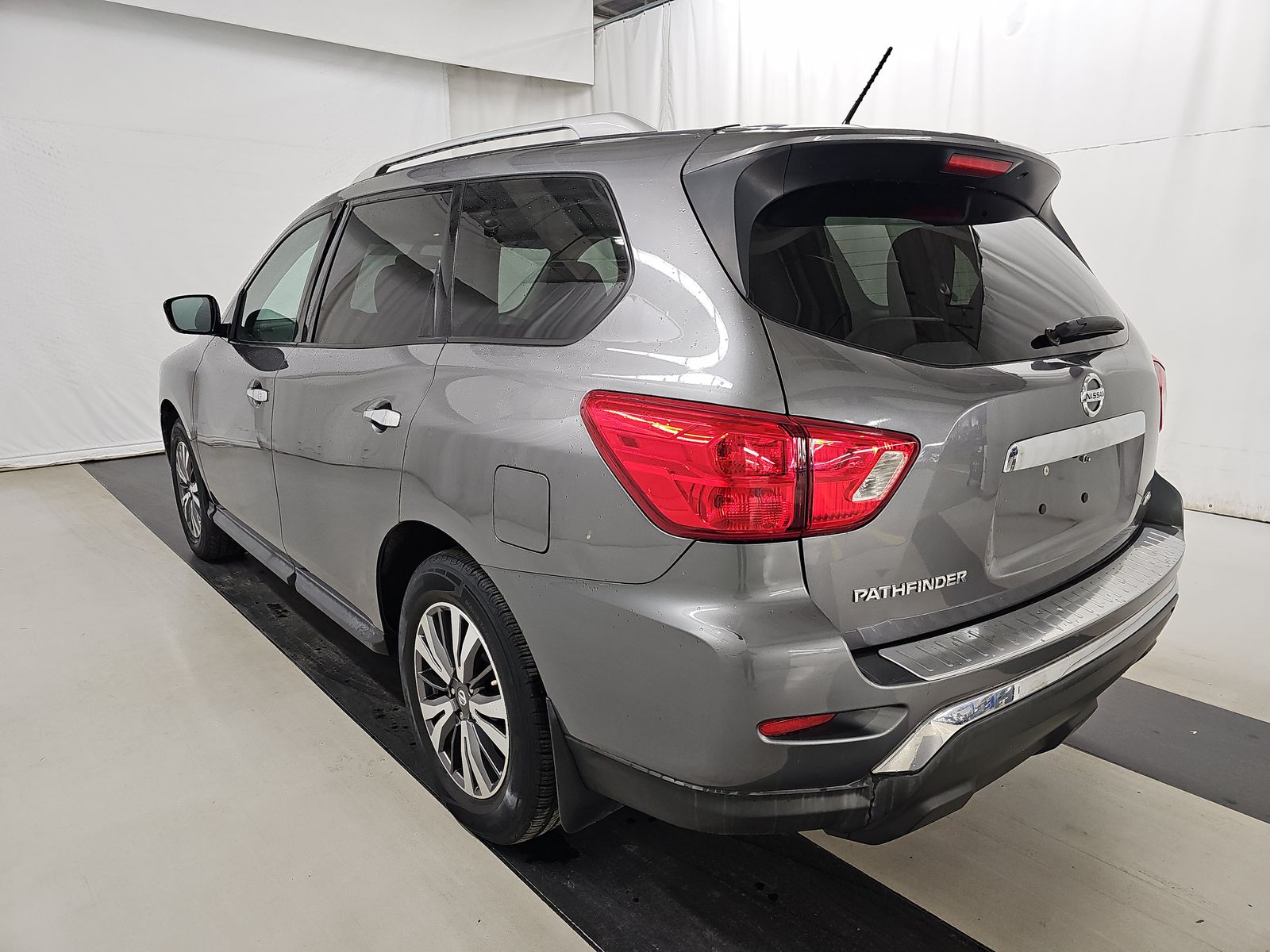 2017 Nissan Pathfinder S AWD