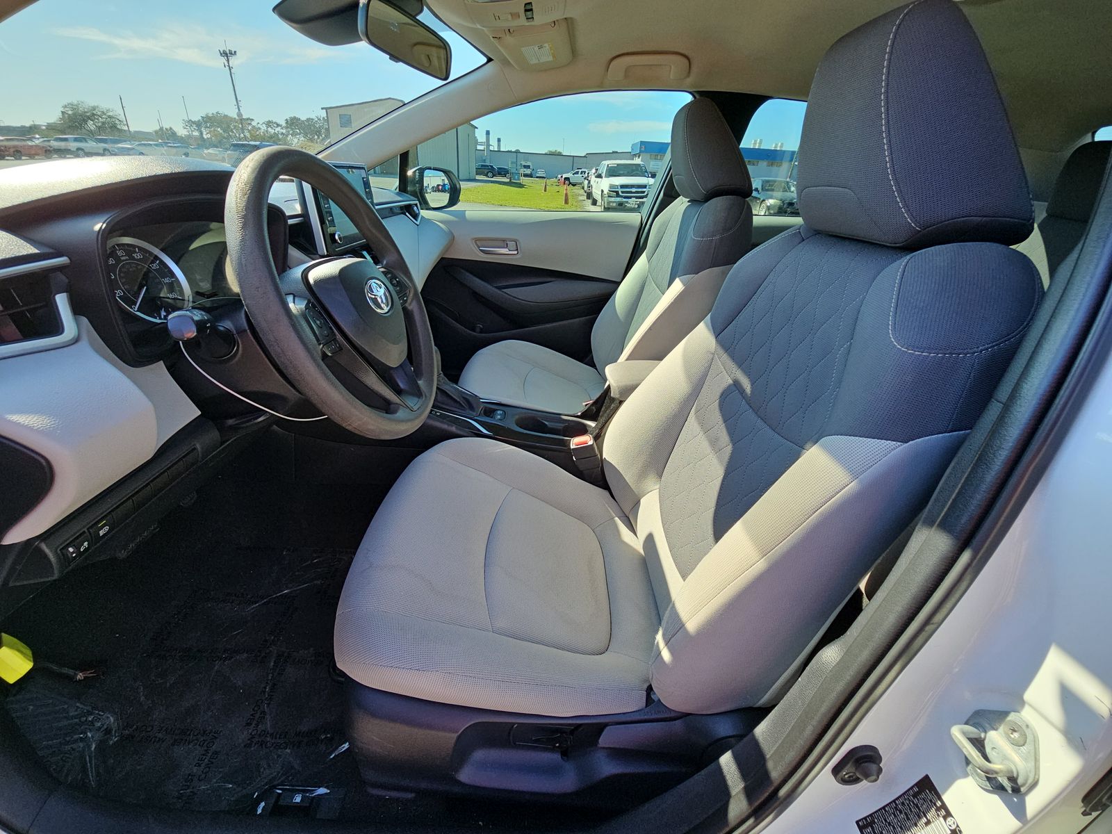2020 Toyota Corolla LE FWD