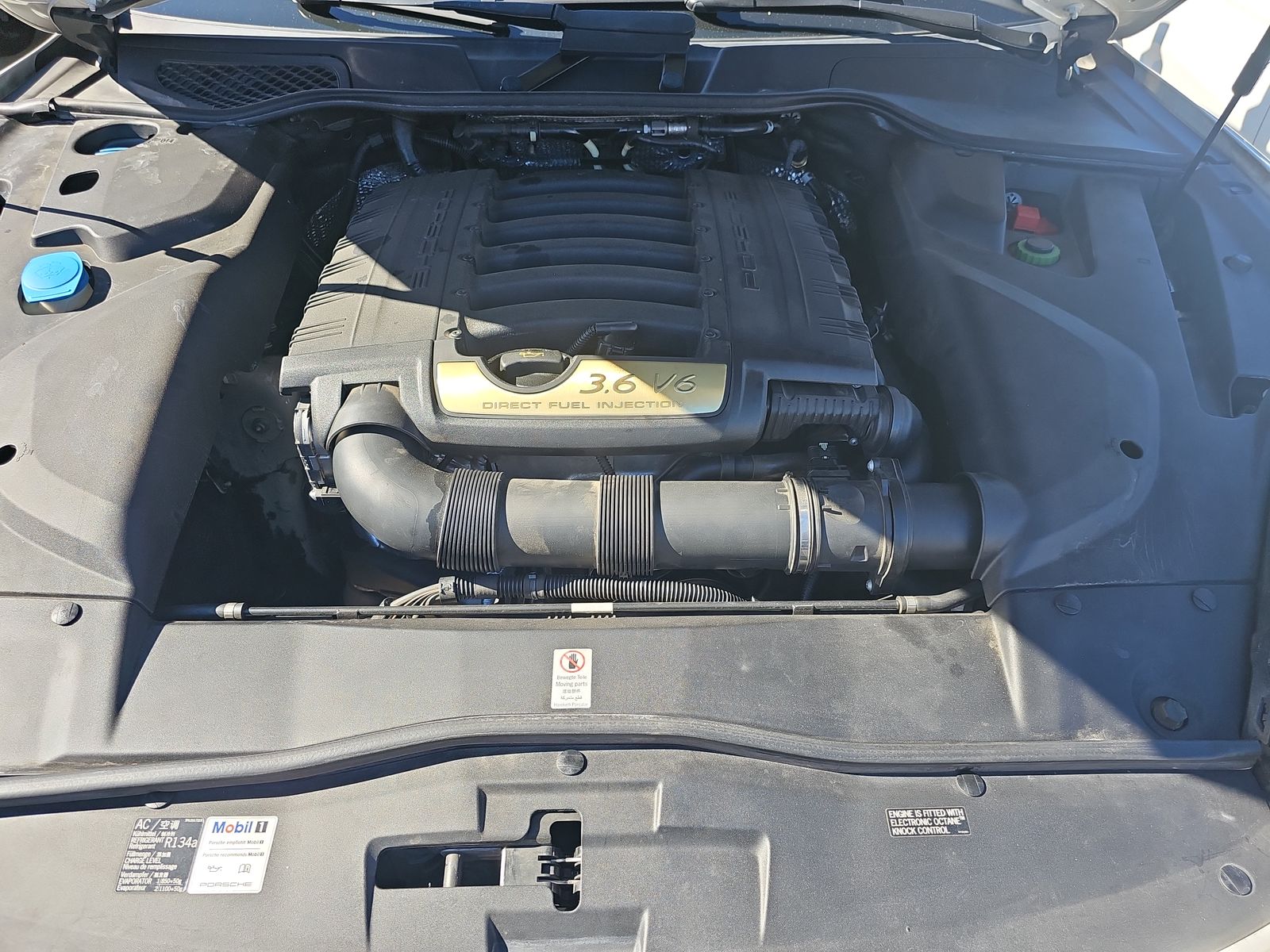 2016 Porsche Cayenne  AWD