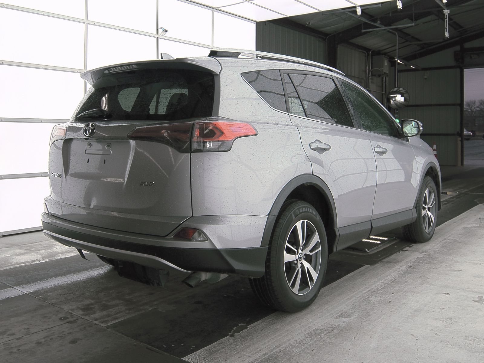 2016 Toyota RAV4 XLE FWD