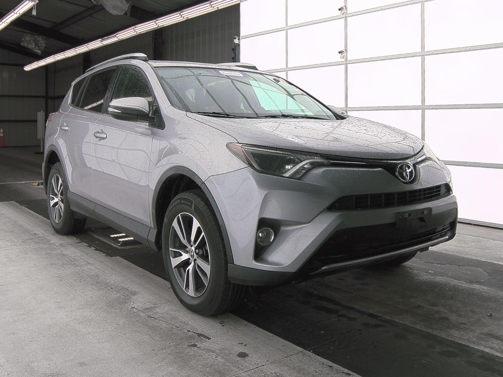 2016 Toyota RAV4 XLE FWD
