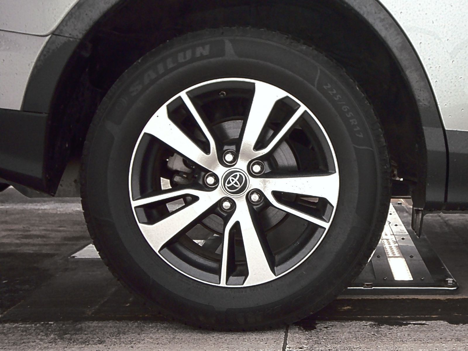 2016 Toyota RAV4 XLE FWD
