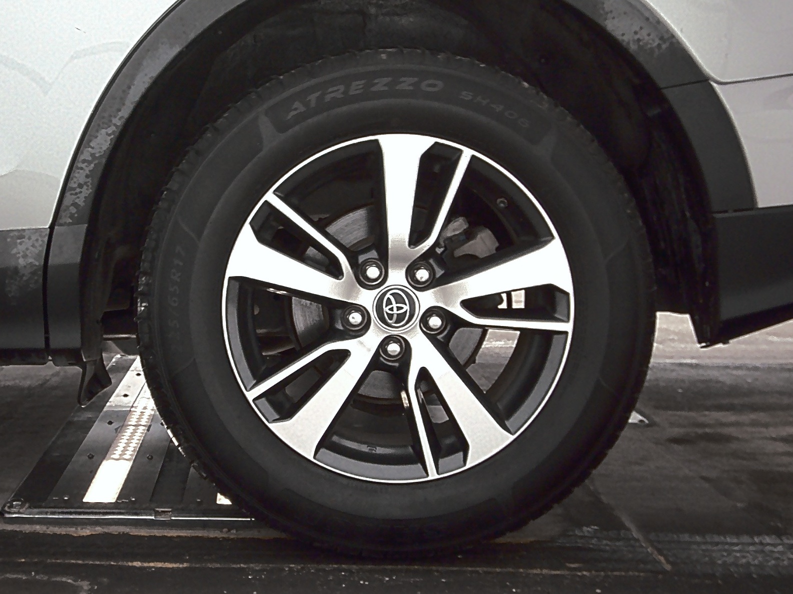 2016 Toyota RAV4 XLE FWD