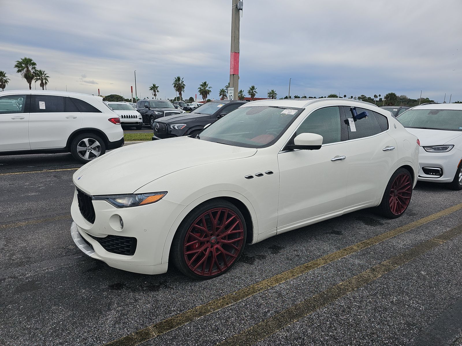 2017 Maserati Levante  AWD