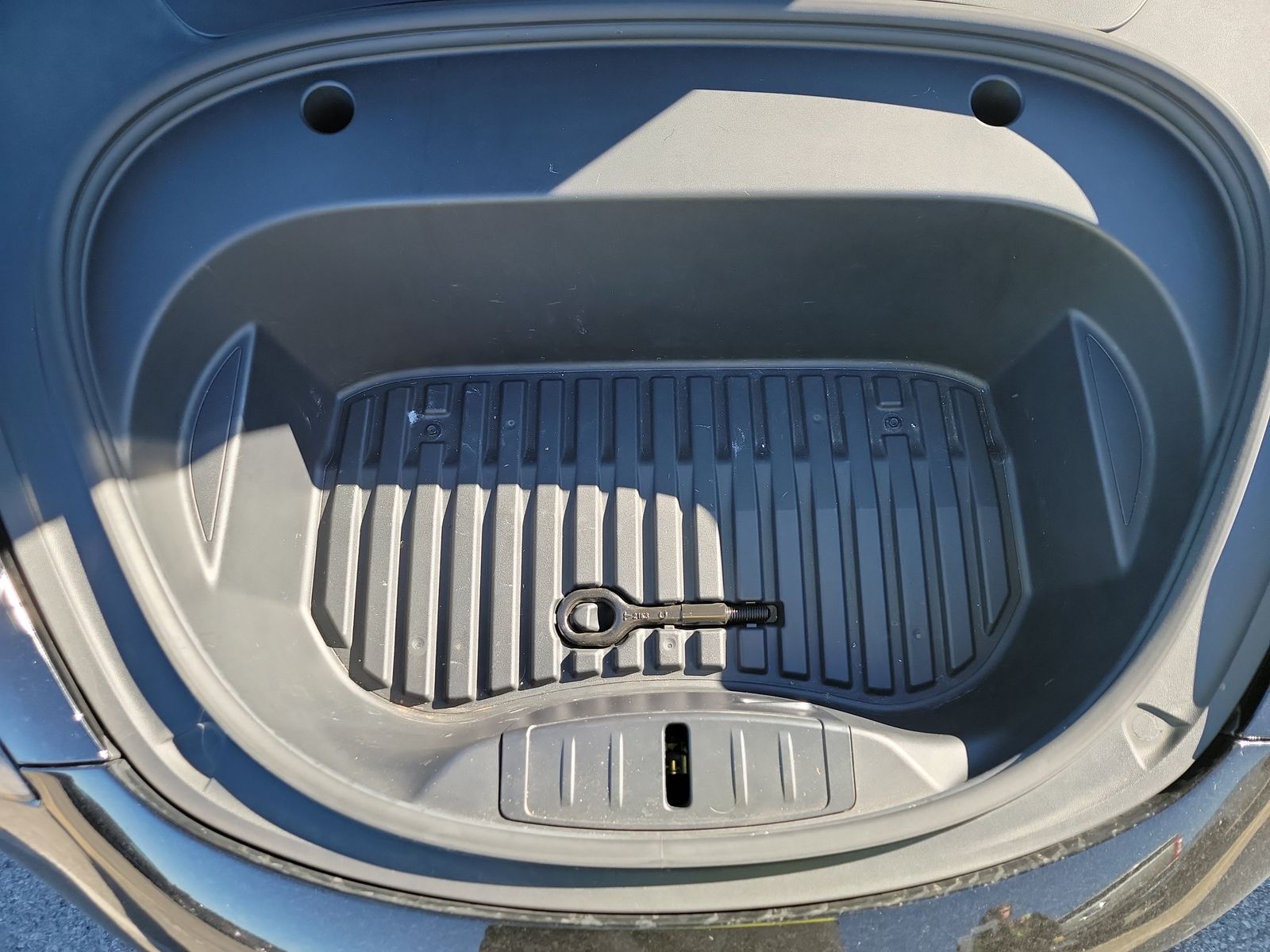 2022 Tesla Model 3 STANDARD R FWD