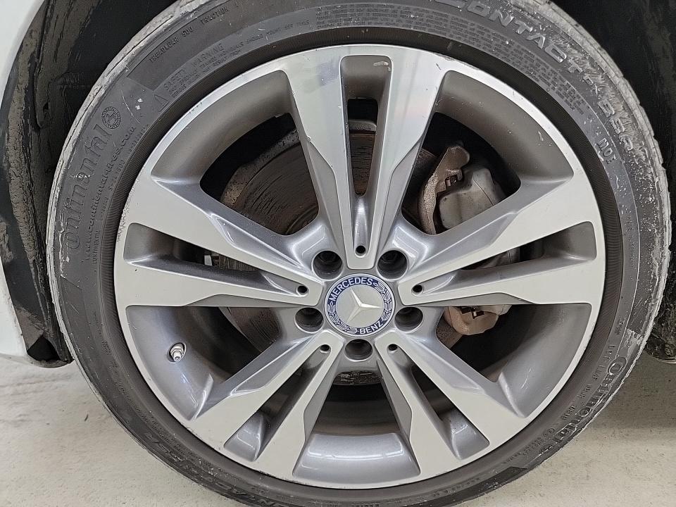 2016 Mercedes-Benz C-Class C300 AWD