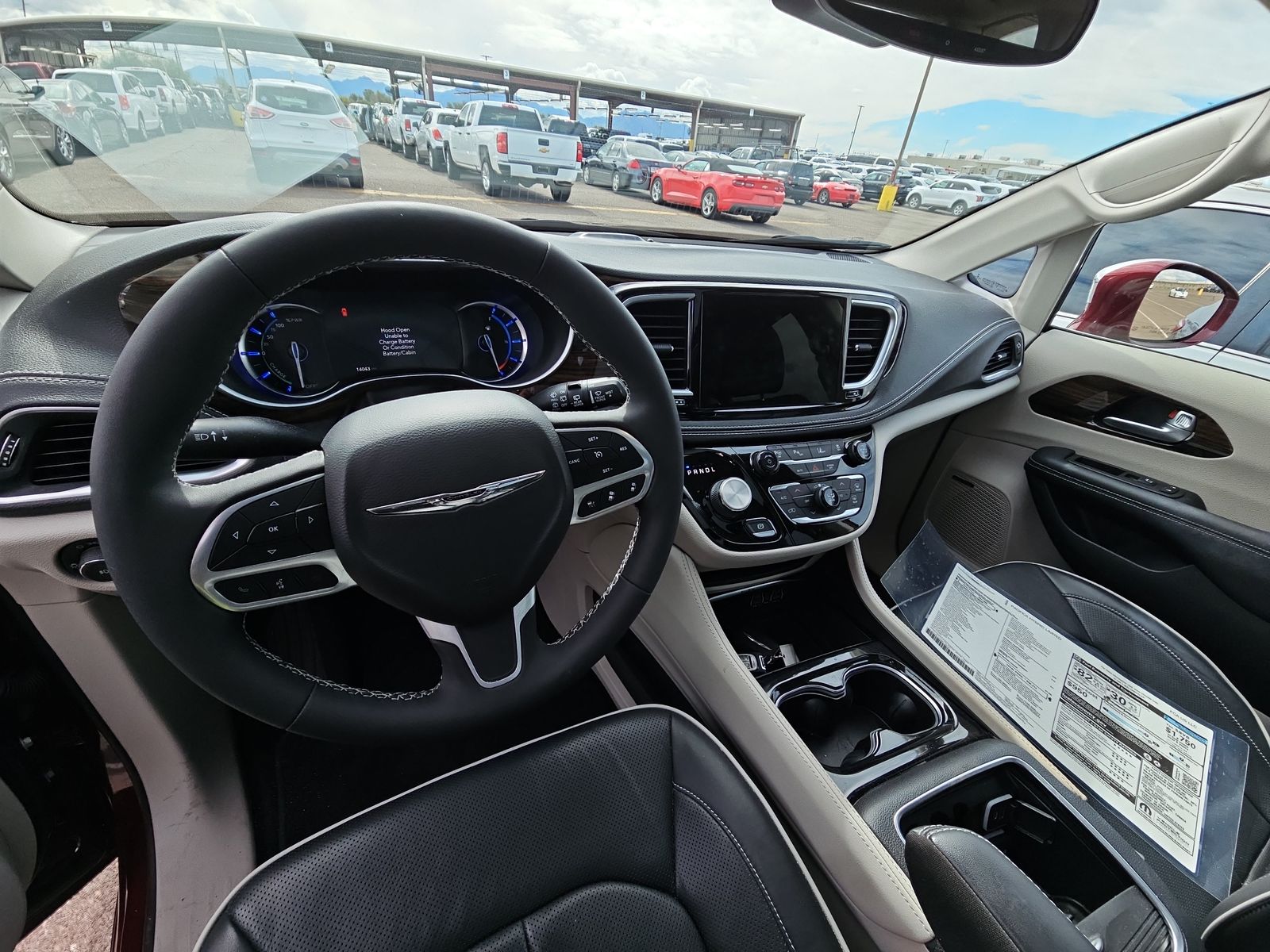 2022 Chrysler Pacifica Hybrid Limited FWD