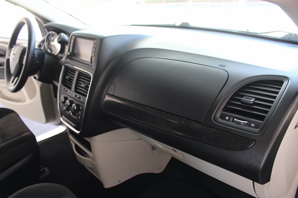 2017 Dodge Grand Caravan SE FWD