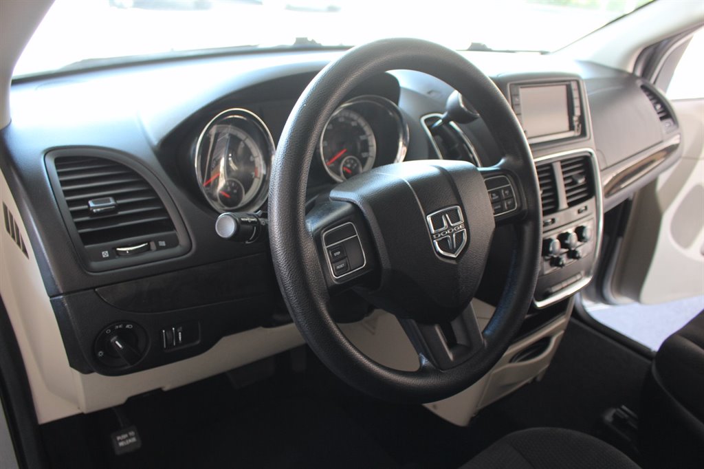 2017 Dodge Grand Caravan SE FWD